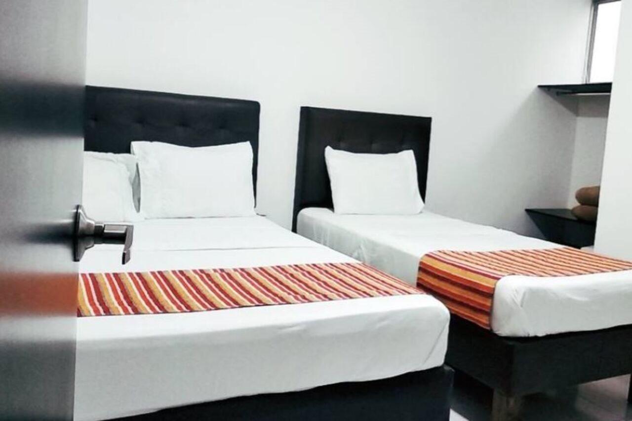Hotel 9-25 Pereira Luaran gambar