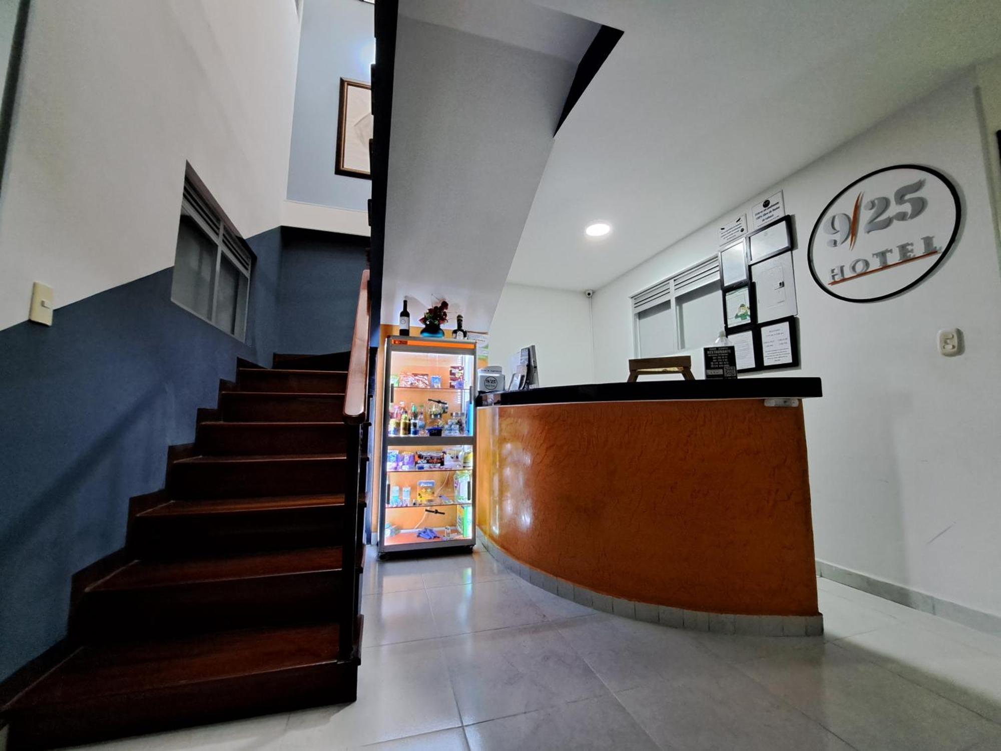 Hotel 9-25 Pereira Luaran gambar